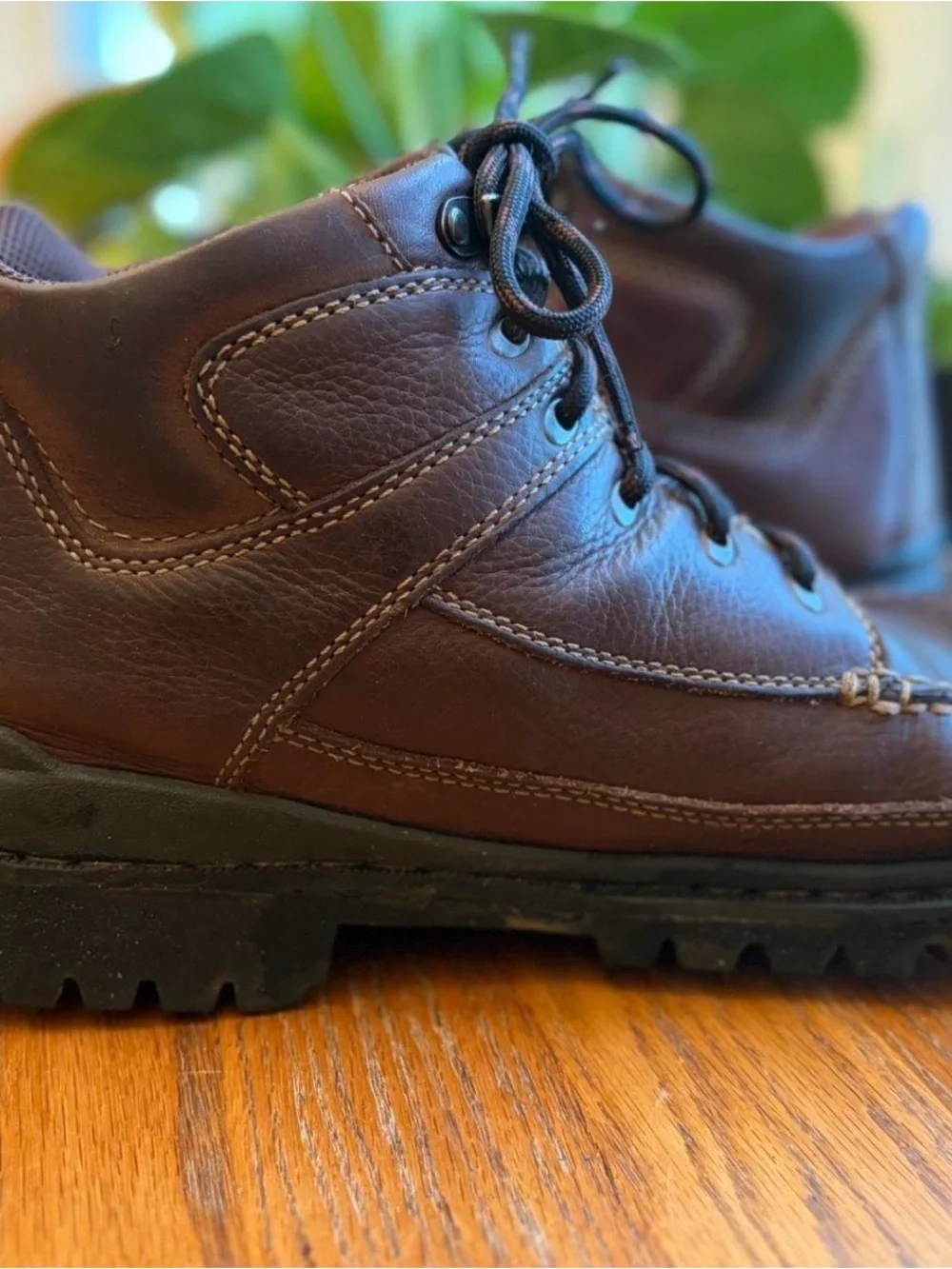 Vibram Casual Brown Boots Work Hiking  Size 10.5 Durable Laced Ankle High